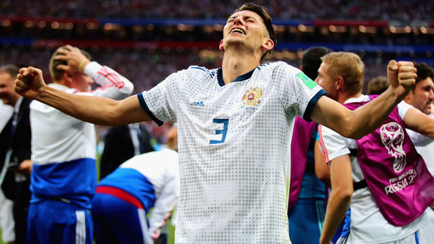 russia_player_celebrates_after_beating_spain.jpg